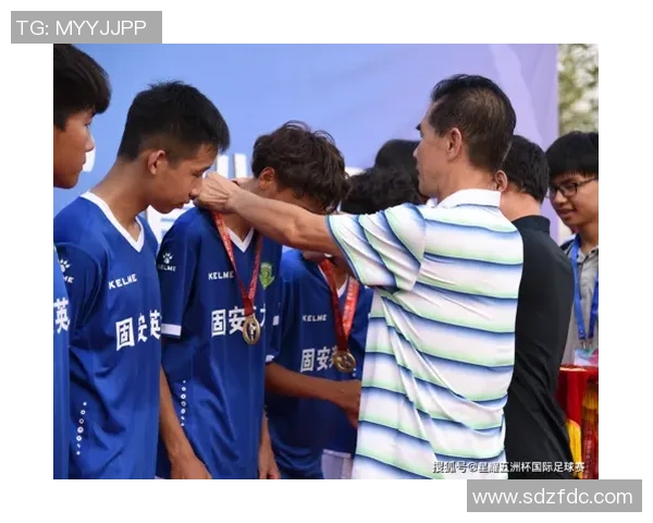 陈帅足球：从青涩少年到职业球员的成长之路与奋斗故事